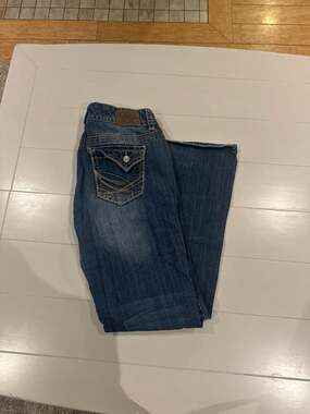 Maurices Women's Distressed Bootcut Jeans Size 11/12 Regular with Flap Pockets